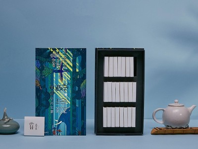 濟(jì)南茶葉禮盒定制廠家是如何搭配內(nèi)托的？